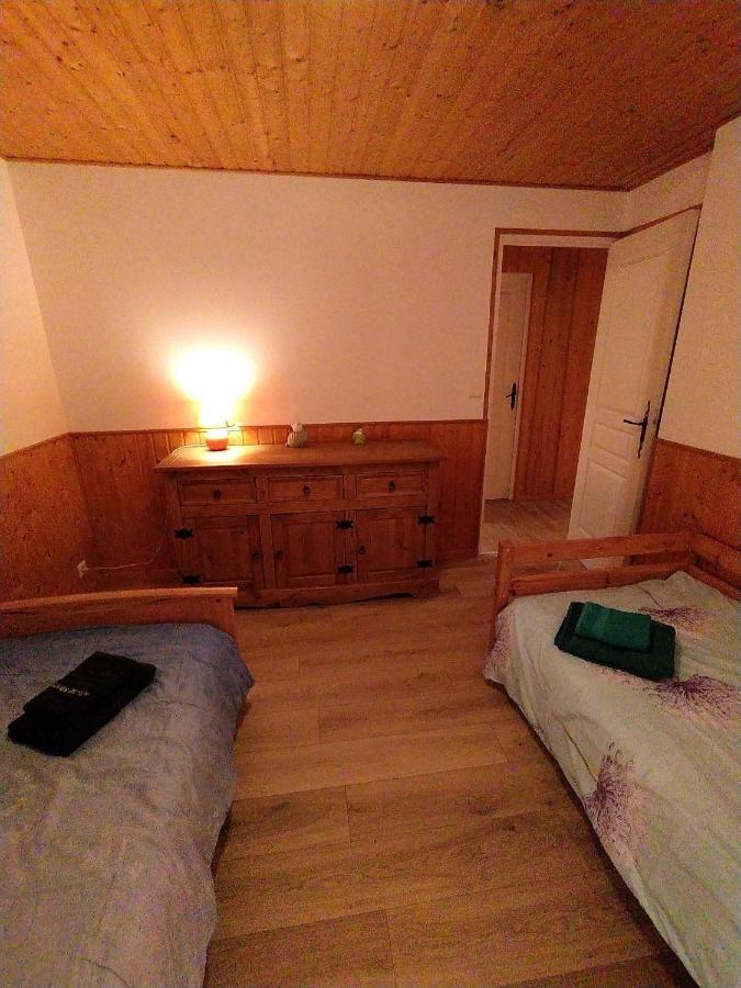 Appartement Daria Premanon Luaran gambar
